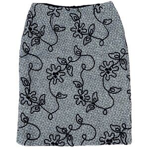 Talbots Petites Wool Floral Embroidered Pencil Skirt Lined Slit Great Condition